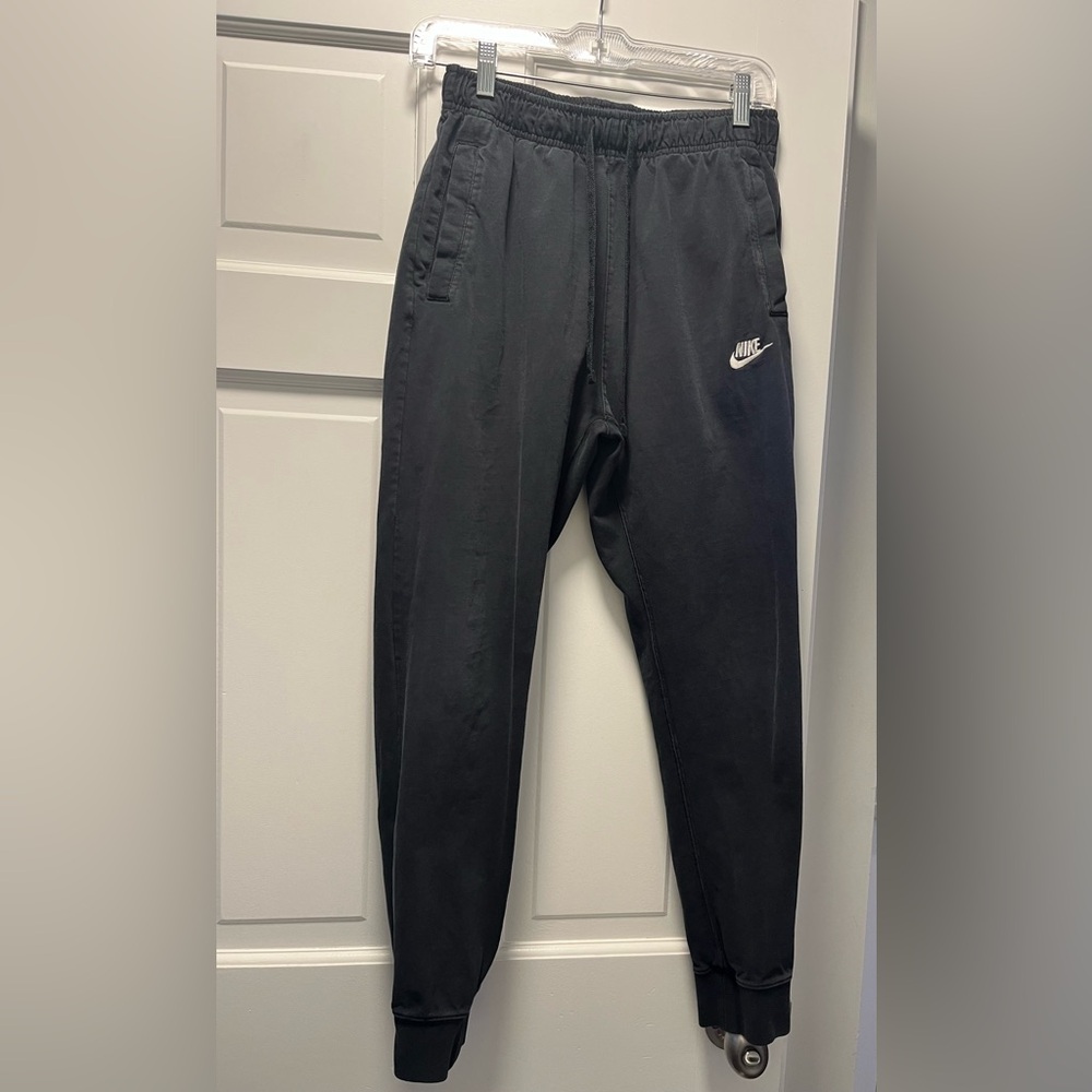 Nike jersey joggers